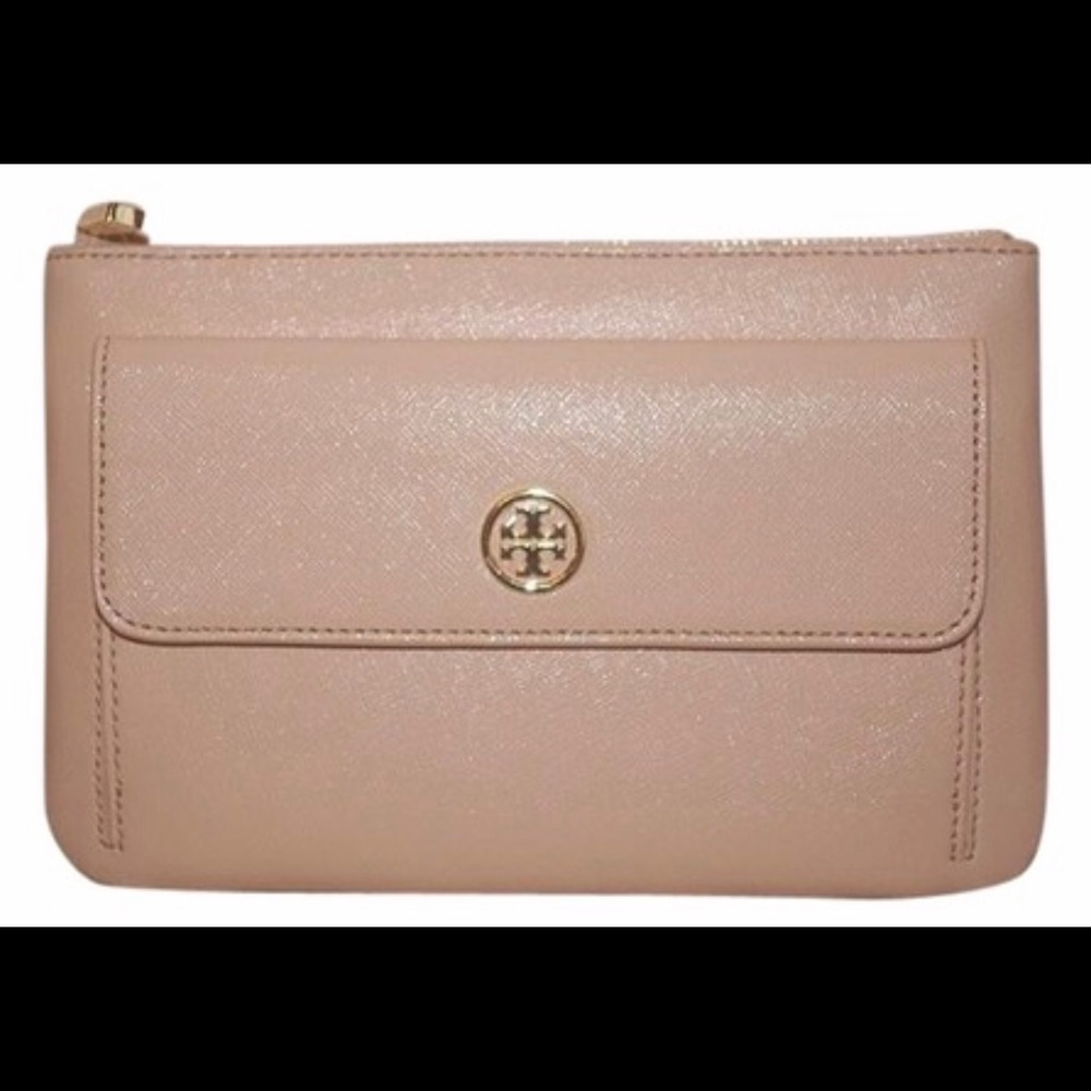 Tory Burch clutch in blush color.
